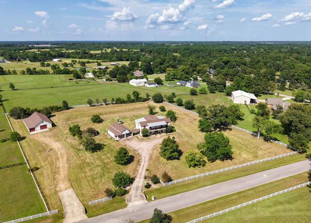 Property at 32118 River Park Dr, Magnolia, TX 77355, 5 beds, 3.5 baths