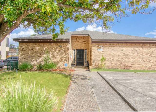 Property at 17002 Butte Creek Rd, Houston, TX 77090, 3 beds, 3.5 baths
