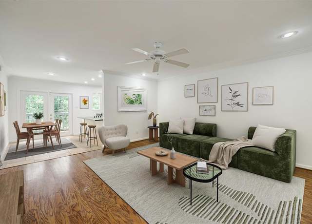 Property at 8277 Kingsbrook Rd #254, Houston, TX 77024, 2 beds, 2 baths
