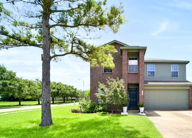 Property at 1103 Desert Willow Ln, Rosenberg, TX 77471, 4 beds, 3.5 baths