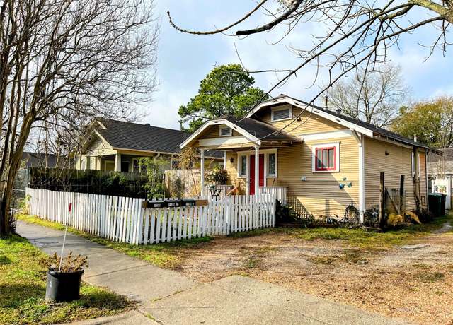 Property at 1109 Walton St, Houston, TX 77009, 3 beds, 3 baths