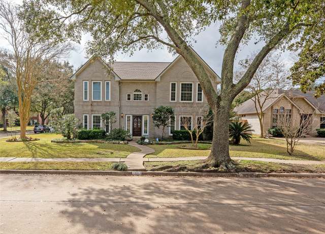 Property at 1403 N Medio River Cir, Sugar Land, TX 77478, 4 beds, 2.5 baths
