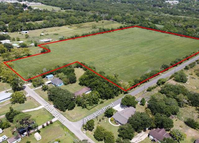 Property at 7317 2nd Street St, Hitchcock, TX 77563