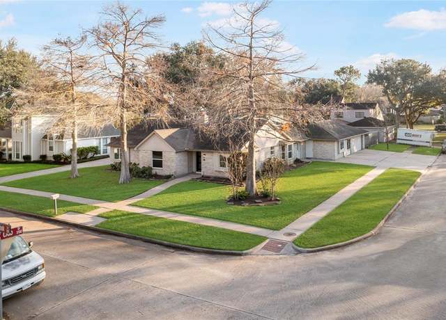 Property at 3135 Millbrook Ln, Missouri City, TX 77459, 4 beds, 3 baths