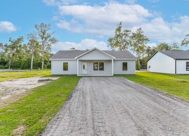 Property at 122 County Road 3704, Splendora, TX 77372, 3 beds, 2 baths