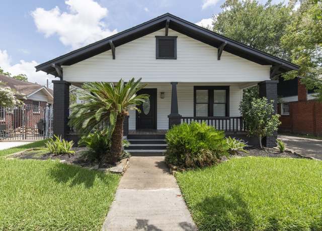 Property at 1031 Fugate St, Houston, TX 77009, 2 beds, 2 baths