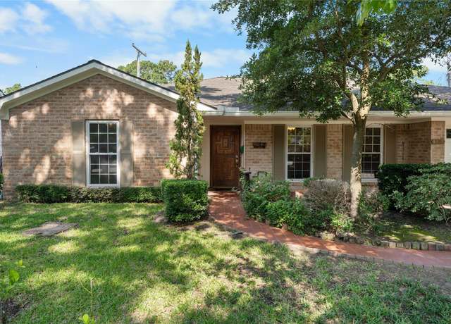Property at 4415 Fallbrook Dr, Houston, TX 77018, 3 beds, 2 baths