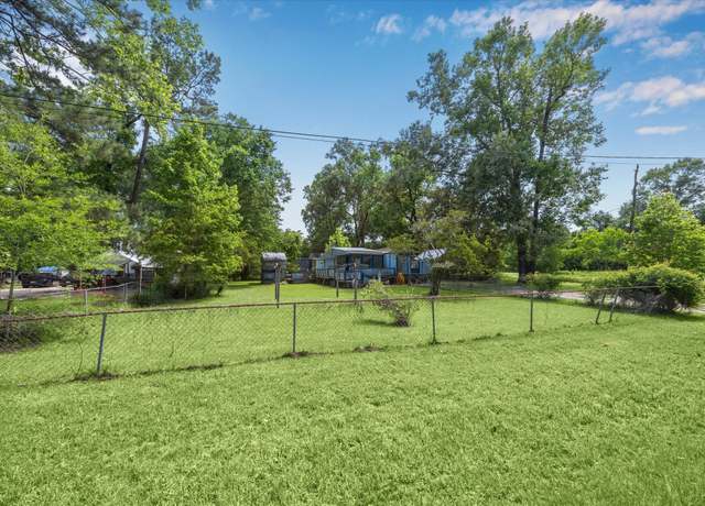 Property at 14858 Carla Ct, Conroe, TX 77302
