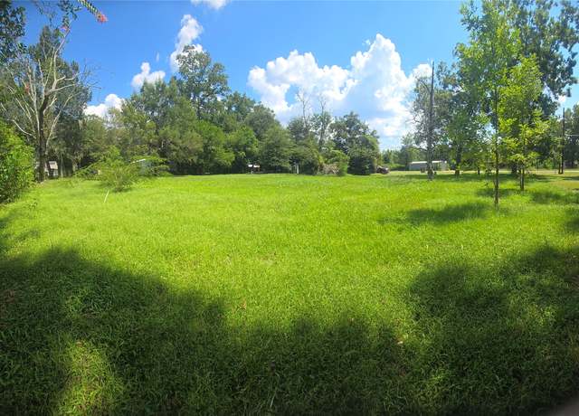 Property at 213 Tanner St, Liberty, TX 77575