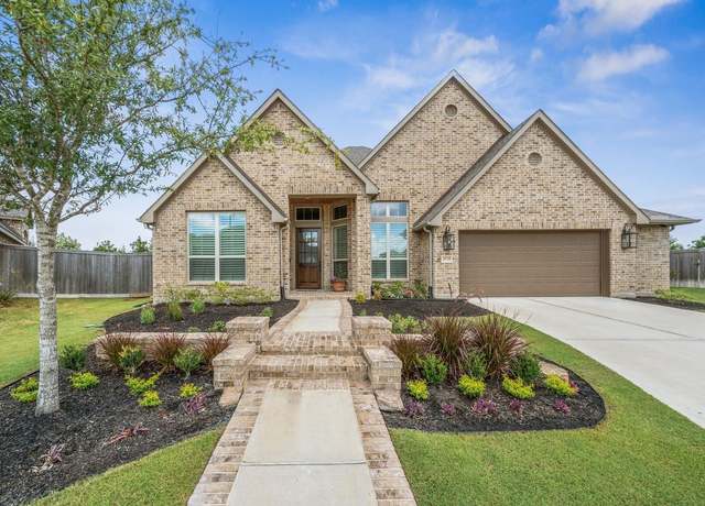 Property at 18730 Wildcat Hollow Ct, Cypress, TX 77433, 4 beds, 4.5 baths