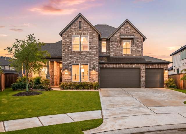 Property at 32006 Crested Knoll Ct, Fulshear, TX 77441, 5 beds, 4.5 baths