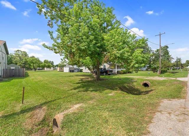 Property at 3256 Bernard St, La Porte, TX 77571