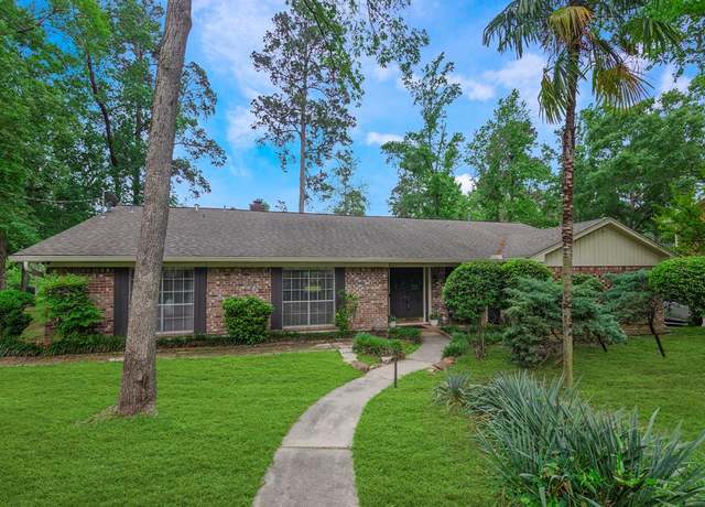 Property at 39 Blush Hill Dr, Conroe, TX 77304, 3 beds, 2.5 baths