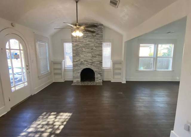 Property at 2513 Isabella St, Houston, TX 77004, 3 beds, 1 bath