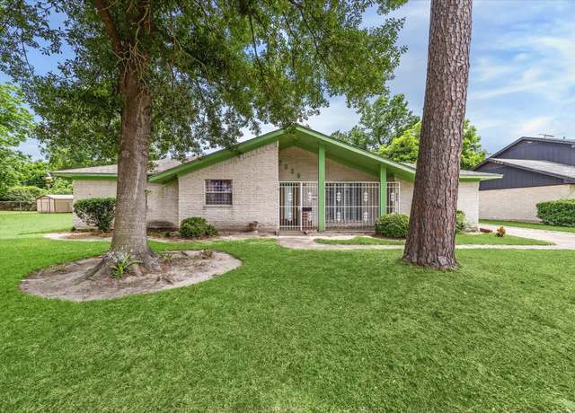 Property at 7630 Tully St, Houston, TX 77016, 3 beds, 2 baths