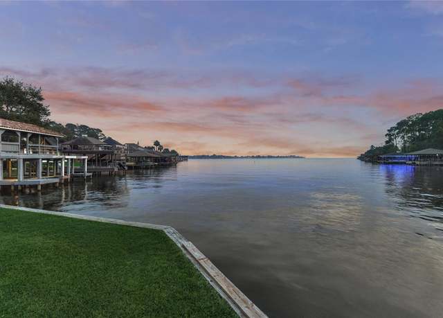 Property at 12424 Lake Vista Dr, Willis, TX 77318, 3 beds, 3.5 baths