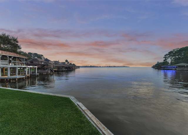 Property at 12424 Lake Vista Dr, Willis, TX 77318, 3 beds, 3.5 baths