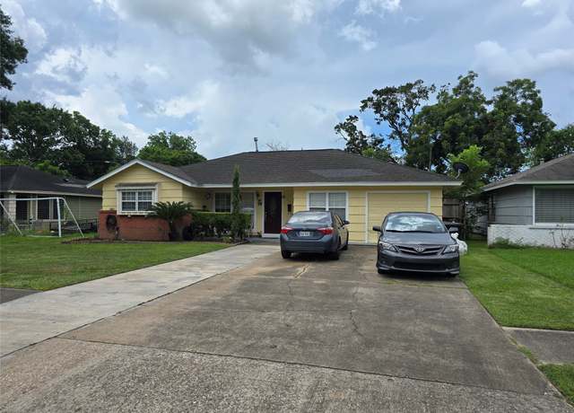 Property at 12438 Palmfree St, Houston, TX 77034, 6 beds, 2 baths