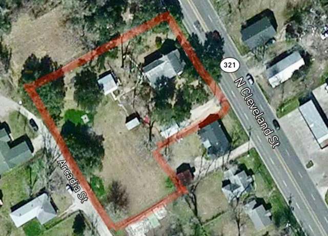 Property at 804 N N Cleveland St Hwy, Dayton, TX 77535