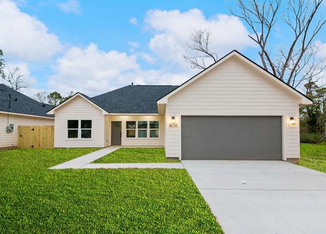 Property at 8009 Bigwood St, Houston, TX 77078, 3 beds, 2 baths