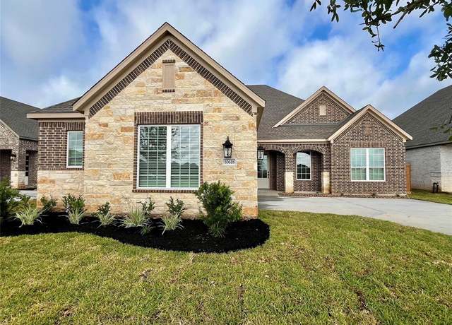 Property at 10618 Sutter Creek Dr, Iowa Colony, TX 77583, 3 beds, 2 baths