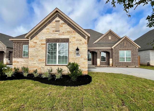 Property at 10618 Sutter Creek Dr, Iowa Colony, TX 77583, 3 beds, 2 baths