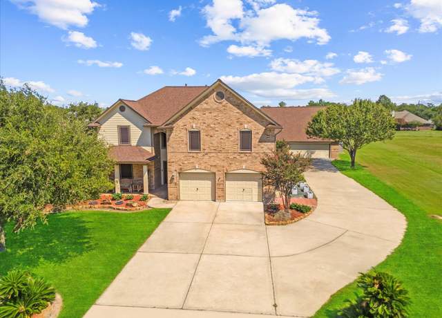 Property at 5811 Tremont Dr, Cove, TX 77523, 7 beds, 5.5 baths