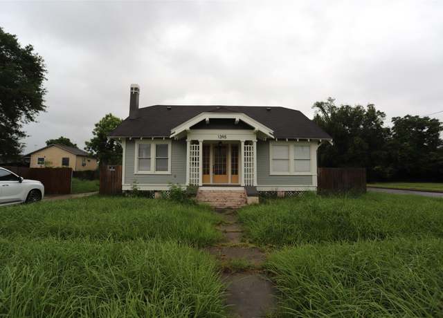 Property at 1395 Avenue A, Beaumont, TX 77701, 3 beds, 2 baths