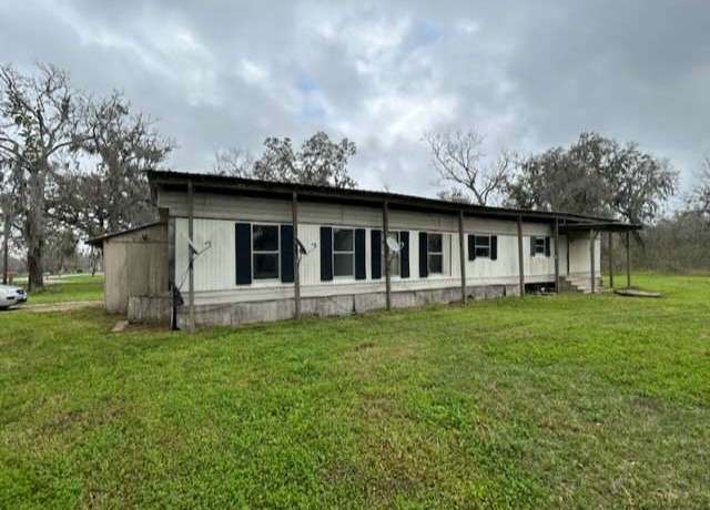 Property at 2579 County Road 342, Brazoria, TX 77422, 3 beds, 2 baths