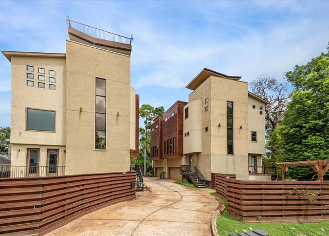 Property at 1901 W 14th 1/2 St Unit C, Houston, TX 77008, 3 beds, 3.5 baths