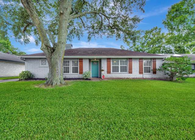 Property at 16714 Hibiscus Ln, Friendswood, TX 77546, 3 beds, 2 baths
