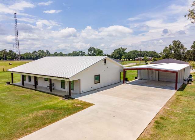 Property at 203 Woodard S, Devers, TX 77538, 3 beds, 3 baths