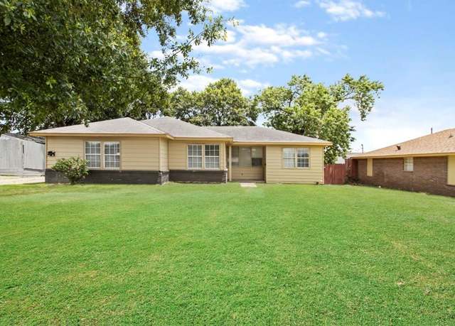 Property at 13210 Rockglen St, Houston, TX 77015, 5 beds, 2.5 baths