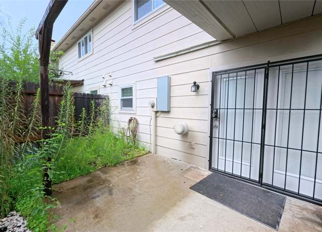 Property at 14647 Perthshire Rd, Houston, TX 77079, 3 beds, 2.5 baths