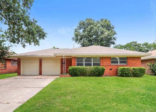 Property at 315 Eastlake St, Houston, TX 77034, 4 beds, 2 baths
