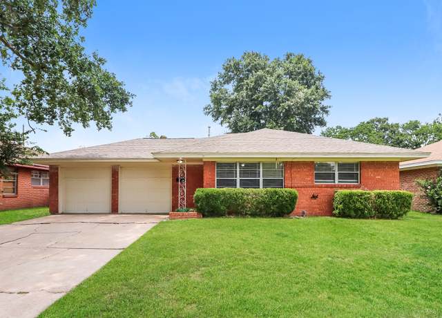 Property at 315 Eastlake St, Houston, TX 77034, 4 beds, 2 baths