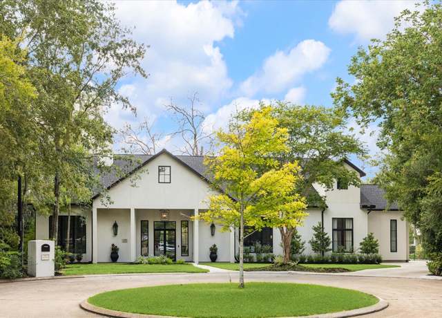 Property at 11 River Cir, Houston, TX 77063, 4 beds, 4.5 baths