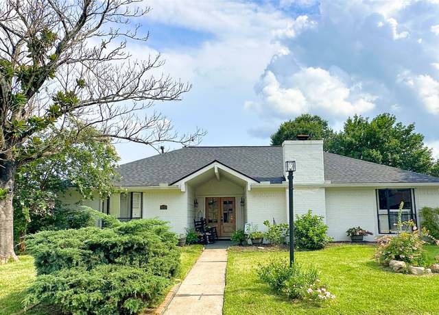 Property at 5117 Glenvalley Dr, La Porte, TX 77571, 3 beds, 2 baths