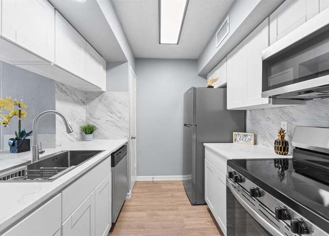 Property at 250 El Dorado Blvd #252, Houston, TX 77598, 2 beds, 2 baths