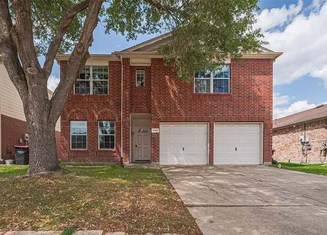Property at 14906 Sugarhollow Dr, Sugar Land, TX 77498, 4 beds, 2.5 baths