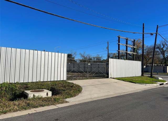 Property at 6005 Laura Koppe Rd, Houston, TX 77016
