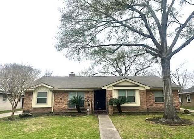 Property at 5914 Warm Springs Rd, Houston, TX 77035, 3 beds, 2 baths