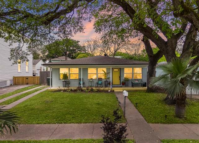 Property at 1211 35th St, Galveston, TX 77550, 3 beds, 2 baths