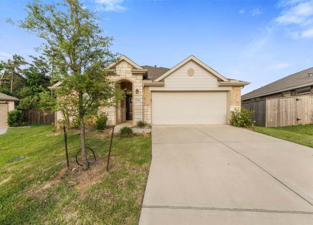 Property at 12305 Delta Timber Rd, Conroe, TX 77304, 4 beds, 2 baths