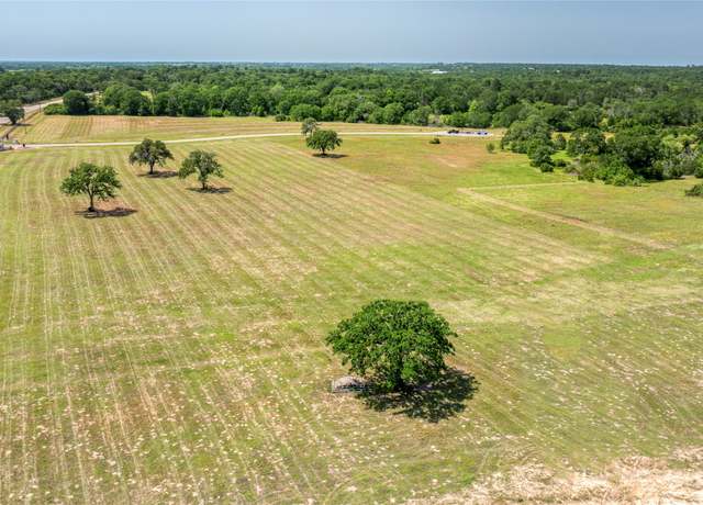 Property at 141 Oak Hill Ln, Bellville, TX 77418