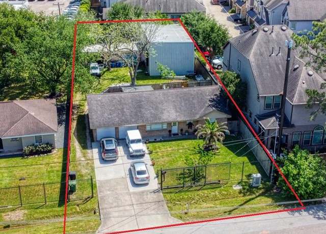 Property at 1726 Ojeman Rd, Houston, TX 77055, 3 beds, 2 baths