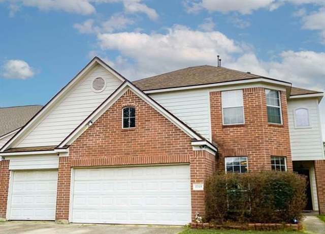 Property at 17115 Quiet Grove Ln, Humble, TX 77346, 5 beds, 3.5 baths