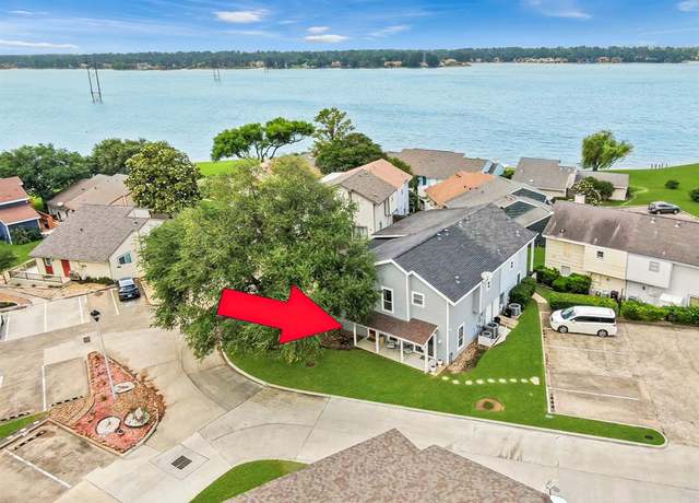 Property at 116 April Point Dr N, Conroe, TX 77356, 3 beds, 3 baths