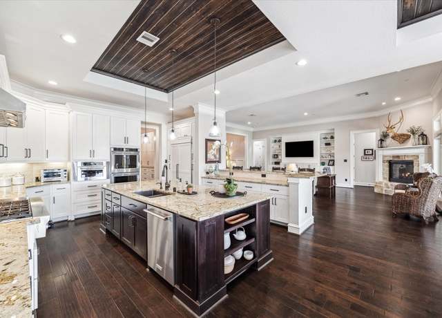 Property at 4119 Westerdale Dr, Fulshear, TX 77441, 3 beds, 3.5 baths