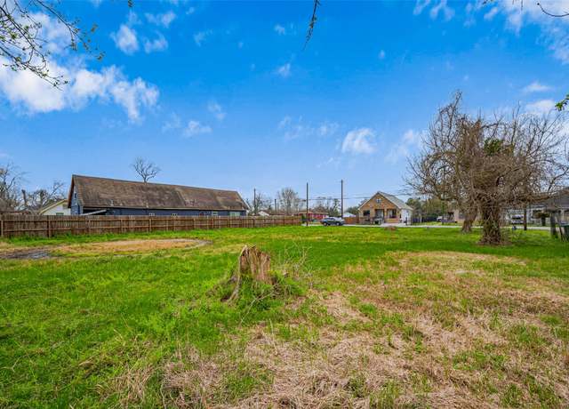 Property at 859 W Rittenhouse Rd, Houston, TX 77091